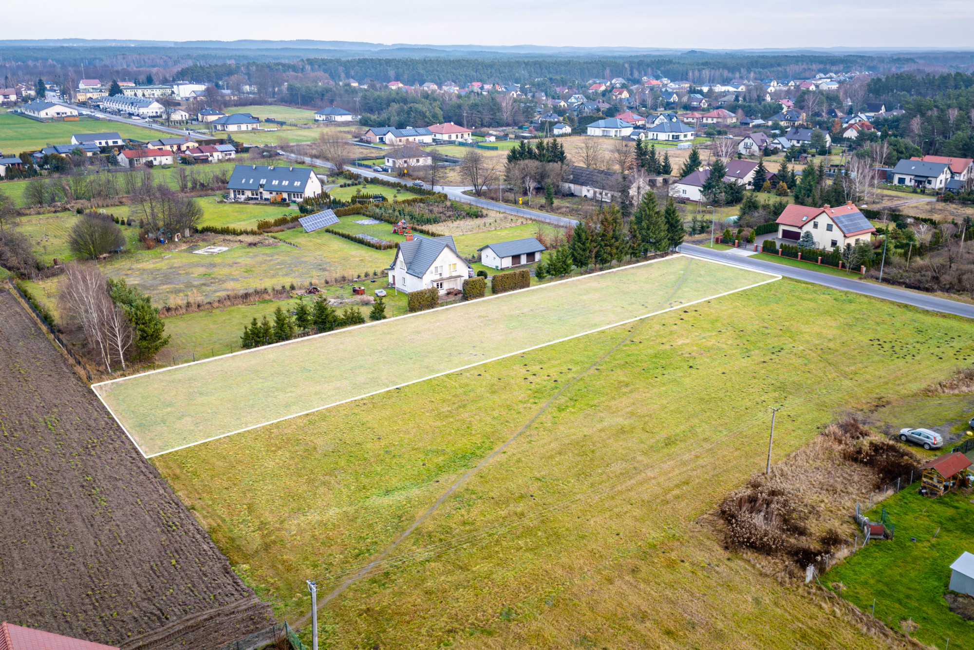 Działka budowlana niedaleko jeziora