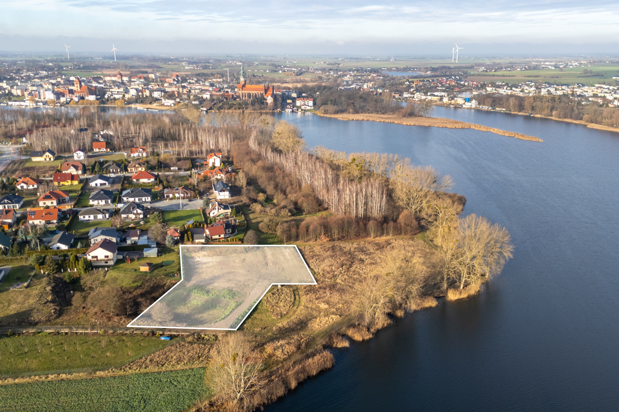 Działka nad jeziorem Pod dom pensjonat hotel
